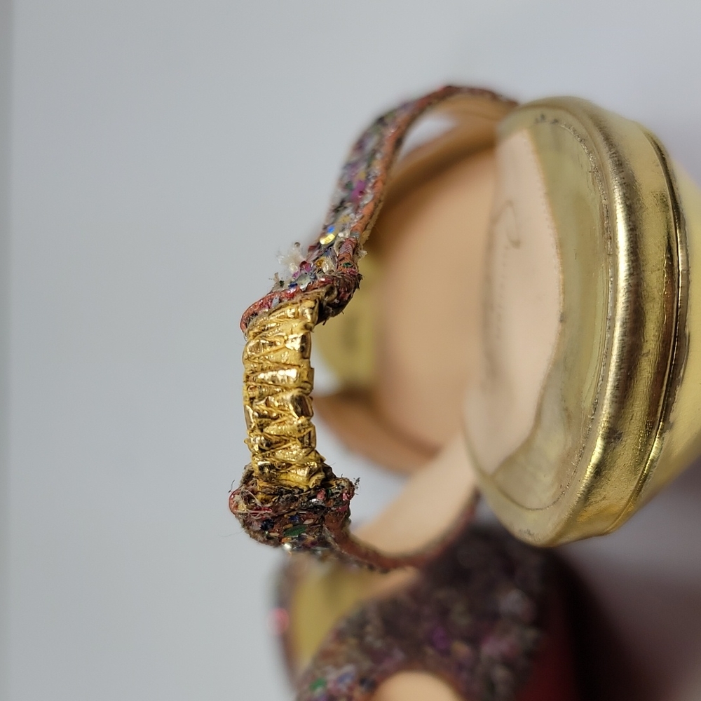 CHRISTIAN LOUBOUTIN Gold Glitter N Prive Peep-Toe Slingback 4.5" Heels / Size 38 - Picture 10 of 11